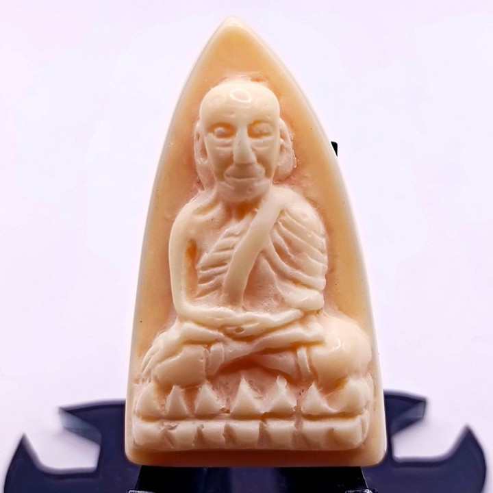 Luang Pu Thuat Amulet Gold Plated Frame