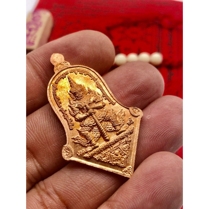 Phra Phuttha Chinnarat Thao Wessuwan Pendant