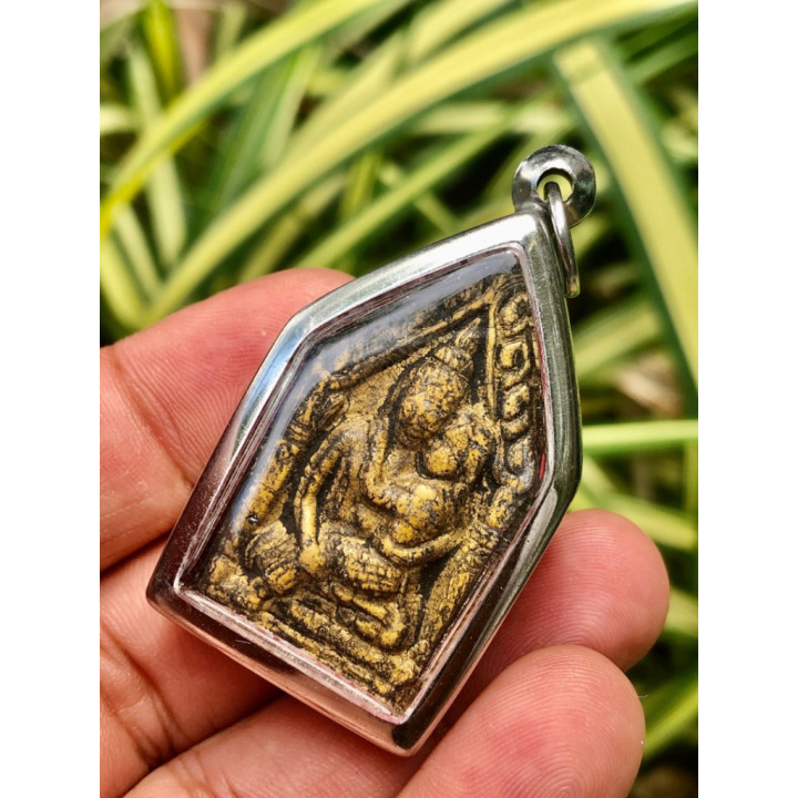 Khun Paen Um Nang Buddha Pendant Kuman Thong