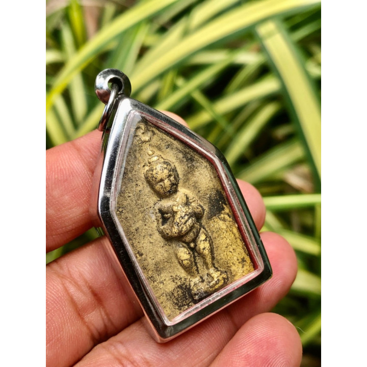 Khun Paen Um Nang Buddha Pendant Kuman Thong