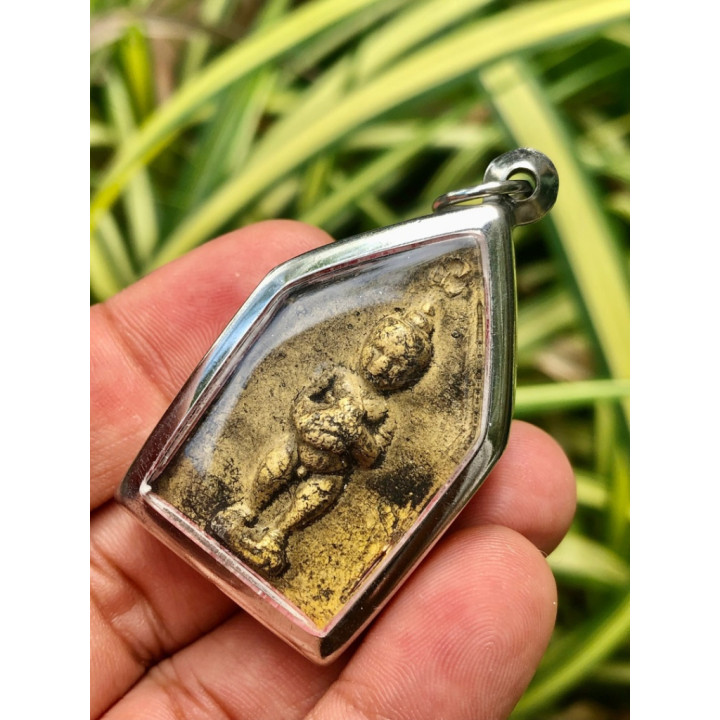 Khun Paen Um Nang Buddha Pendant Kuman Thong