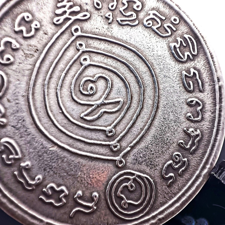 Luang Pu Doo Wat Sakae Rian Setthi Silver Amulet