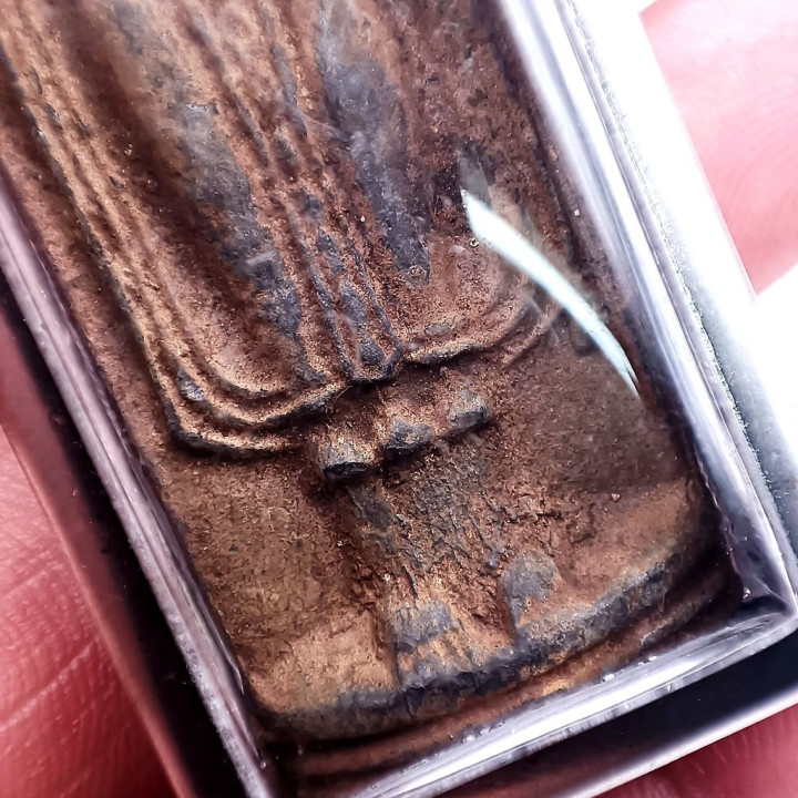 Phra Ruang Rang Puen Amulet Stainless Steel Case