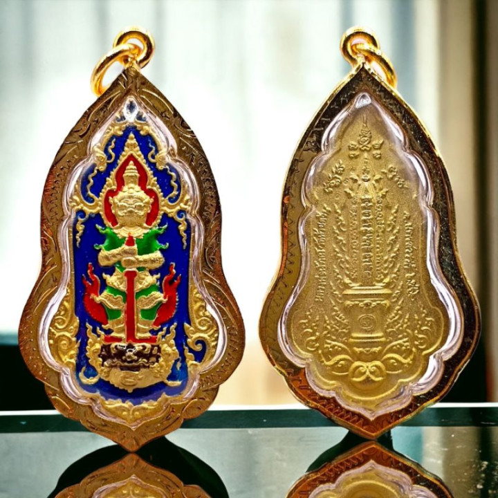 Thao Wessuwan Amulet Luang Por Phat BE 2562