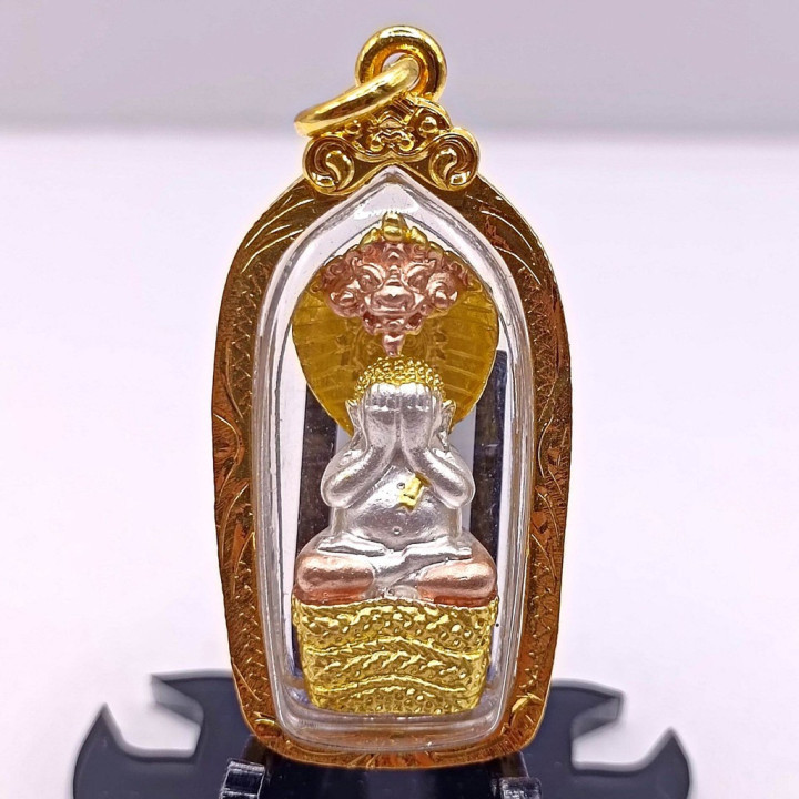 Pidta Luang Pu Kham Bu Amulet Mongkol Nakarat