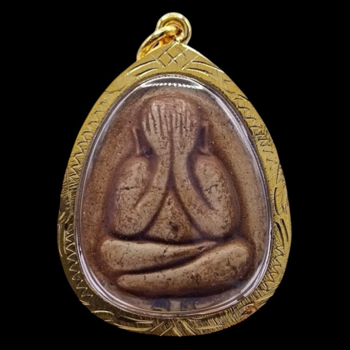 Phra Pidta Luang Pu Toh Jumbo Buddha Amulet
