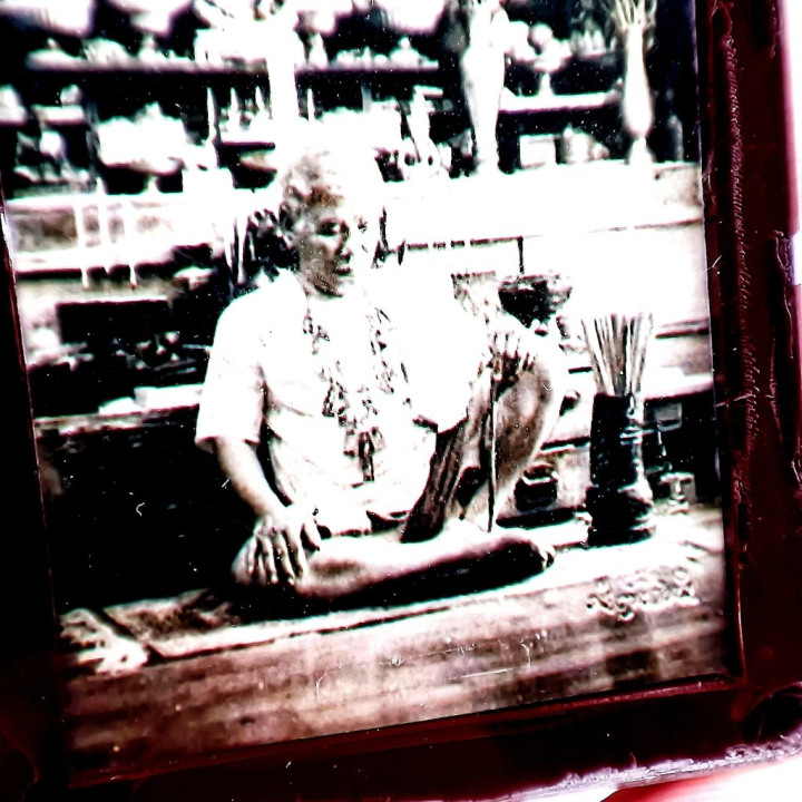 Phra Pong Nuanmana Photo Amulet Waterproof Case