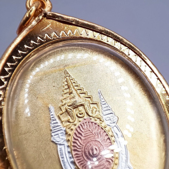 King Rama 9 Camera Coin Amulet Pendant