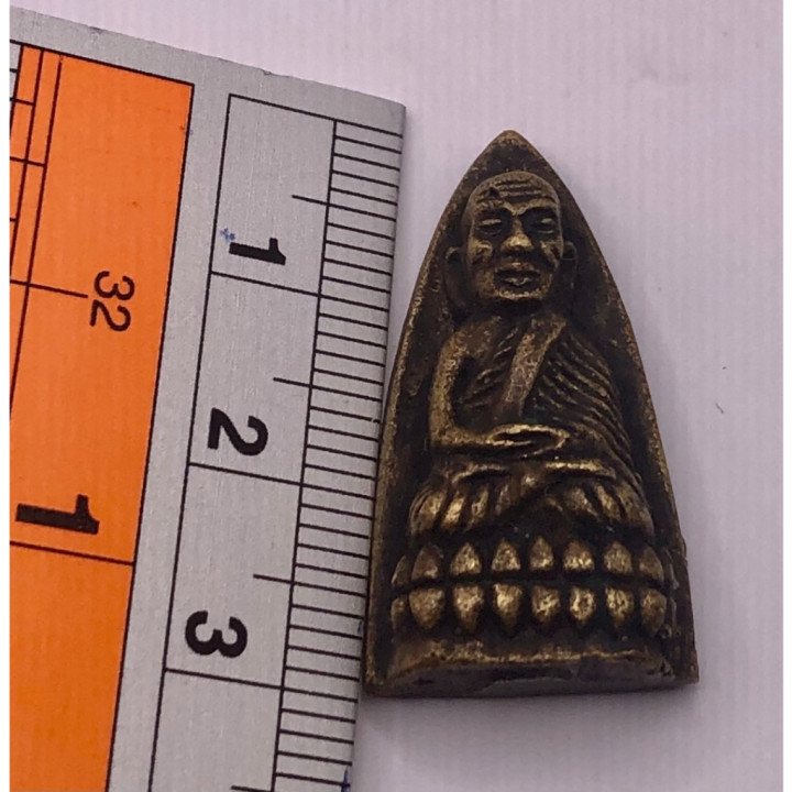 Luang Pu Thuat Wat Chang Hai Brass Pendant
