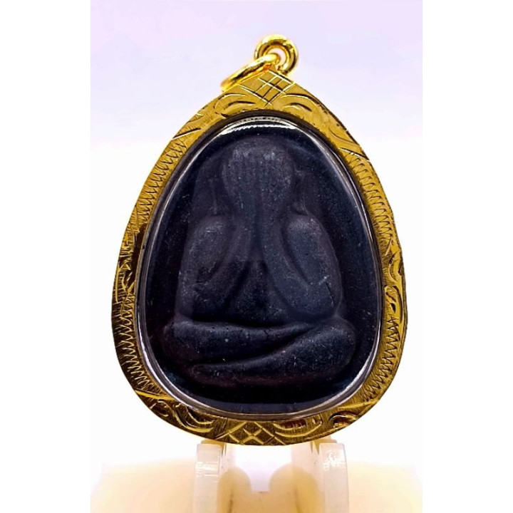 Phra Pidta Luang Pu Toh Amulet Gold Plated