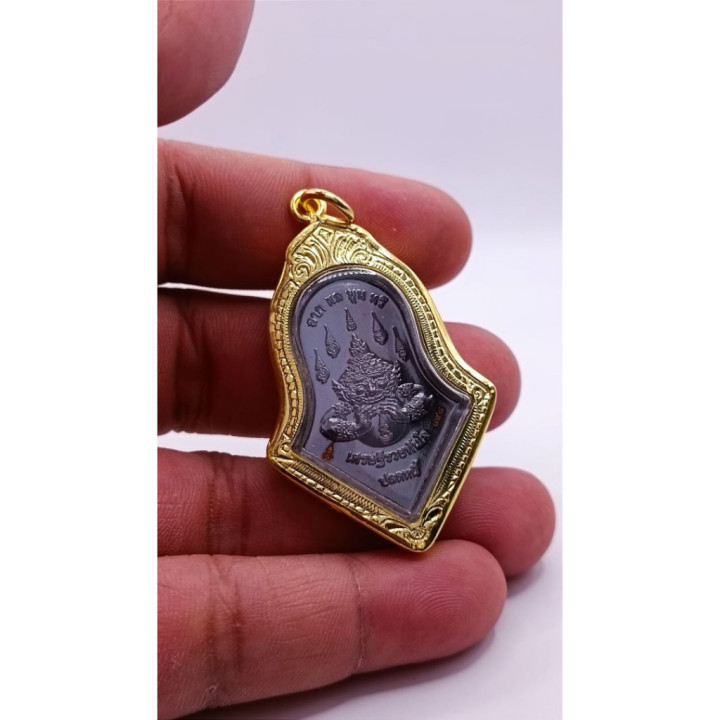 Vesak Suwan Amulet Gold Plated Pendant
