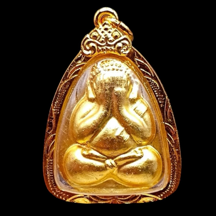 Phra Pidta Luang Por Pae Buddha Amulet