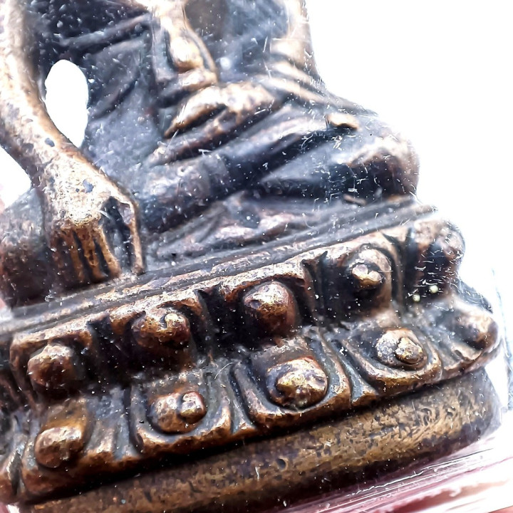 Phra Kring Luang Pu Tim Wat Lahan Rai Buddha Amulet