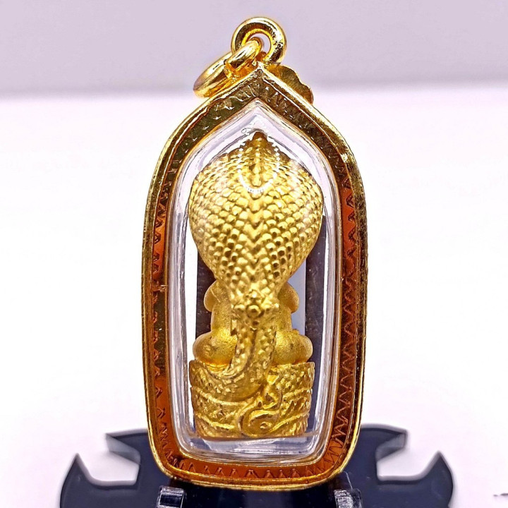 Pidta Luang Pu Kambhu Amulet Gold Plated