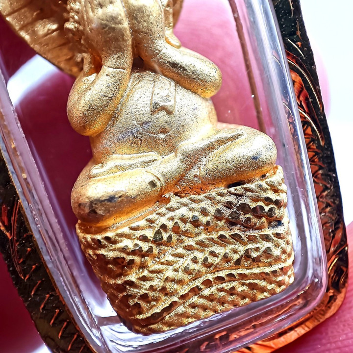 Pidta Luang Pu Kambhu Amulet Gold Plated