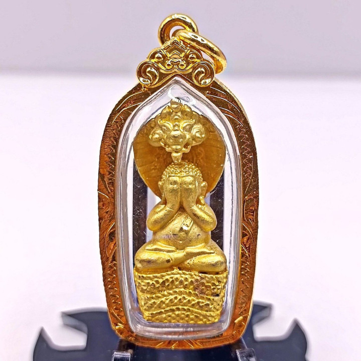 Pidta Luang Pu Kambhu Amulet Gold Plated