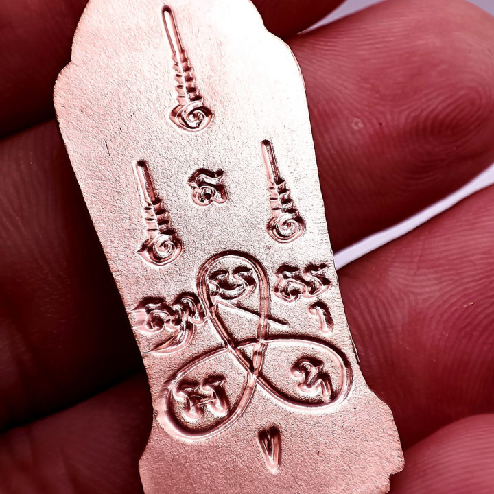 Phra Leela Walking Buddha Amulet Pendant