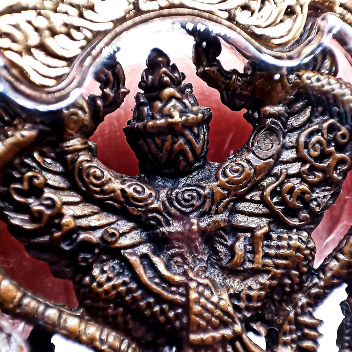 Garuda Phaya Krut Luang Por Pad Amulet Copper