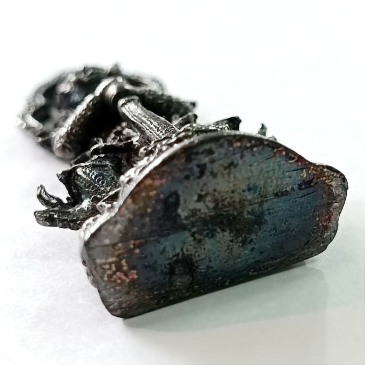 Thao Wessuwan LP Wan Wat Khlong Khun Metal Amulet