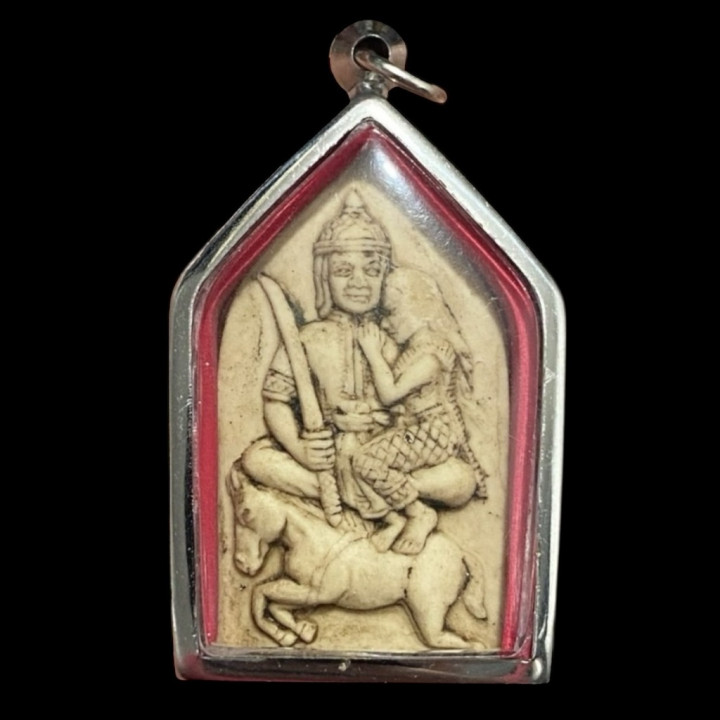 Khun Paen Umnang Amulet Pendant with Yant
