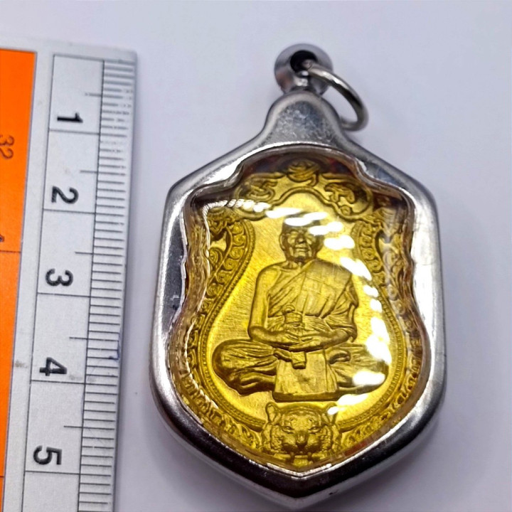 Luang Por Phat Punyakamo Amulet Gold Plated