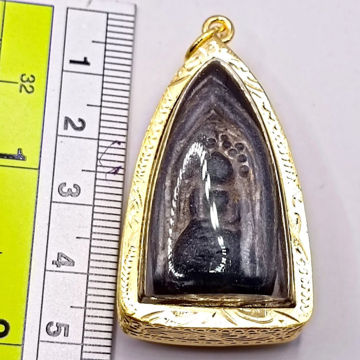 Phra Kring Khlong Takian Buddha Amulet