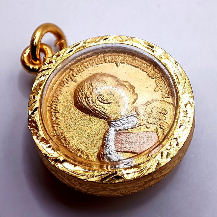 King Rama 5 Buddha Chinnarat Gold Plated Pendant