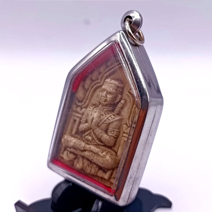 Khun Paen Pluk Kuman Nang Kwak Amulet Pendant