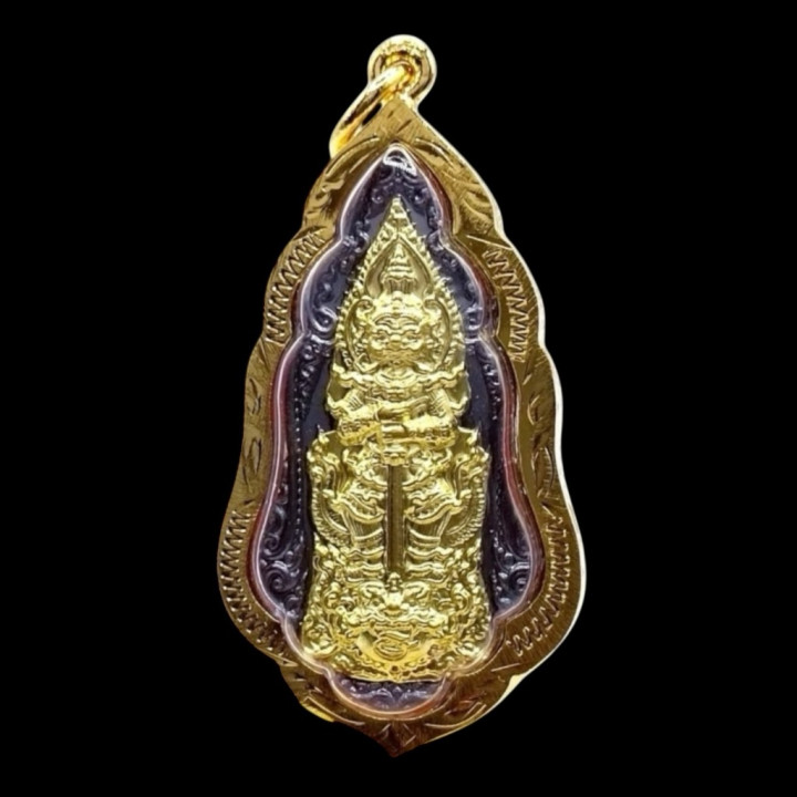 Thao Wessuwan Luang Por Phat Gold Plated Pendant
