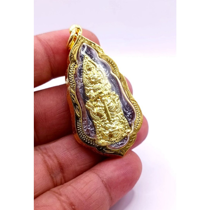 Thao Wessuwan Luang Por Phat Gold Plated Pendant