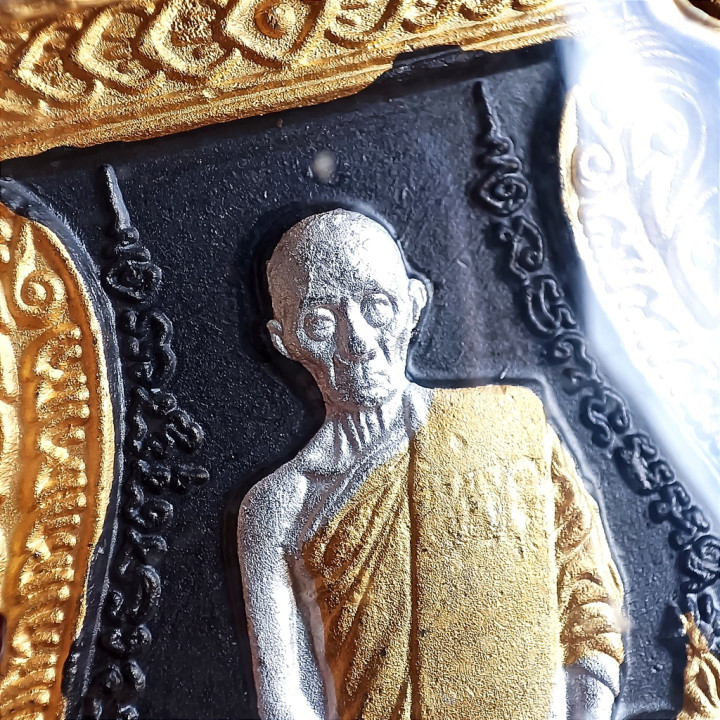 Luang Por Ruay Wat Tako 3K Monk Pendant