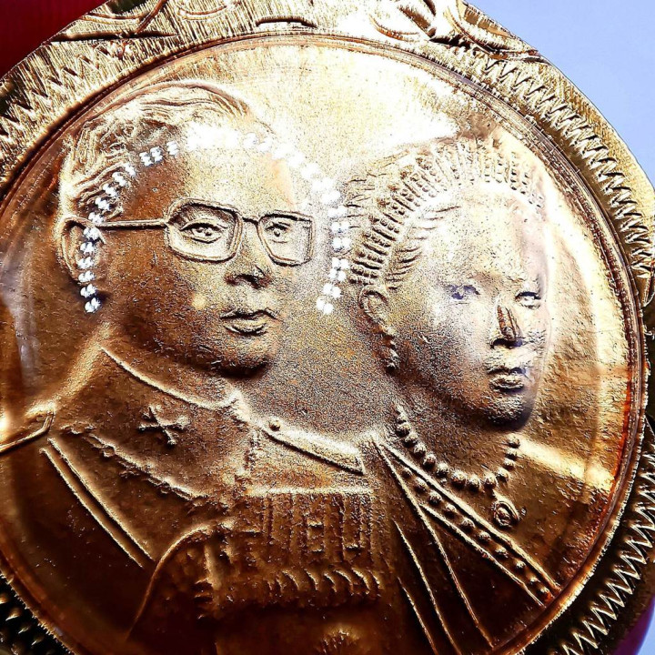 King Rama IX Queen Sirikit Gold Plated Coin
