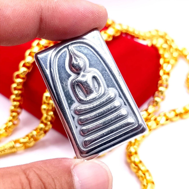Phra Somdej Wat Rakhang Buddha Amulet Leklai
