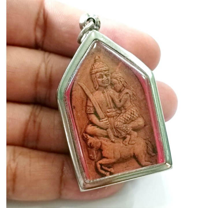 Khun Paen Nang Um Yant Amulet Stainless Steel