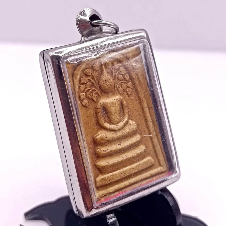 Phra Somdej Prok Pho Luang Por Ruay Buddha Pendant