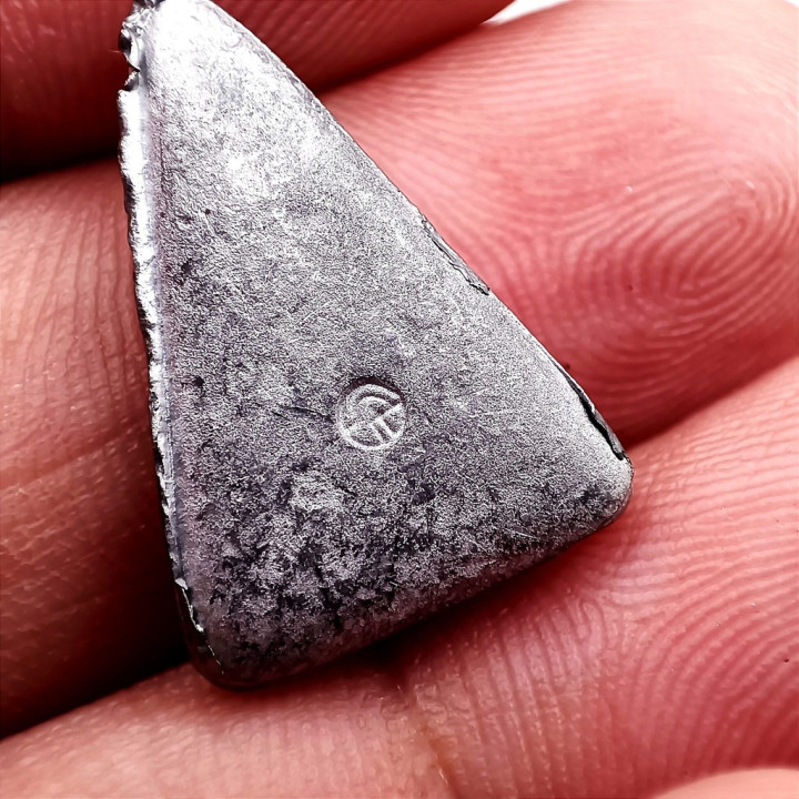 Phra Nang Phaya Small Lead Buddha Amulet
