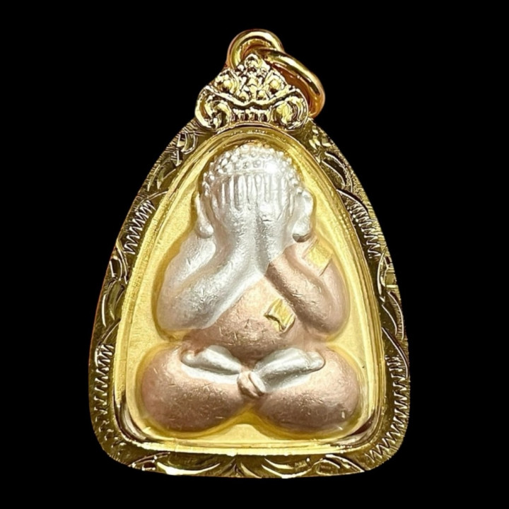 Phra Pidta Luang Por Pae 3K Gold Plated Amulet