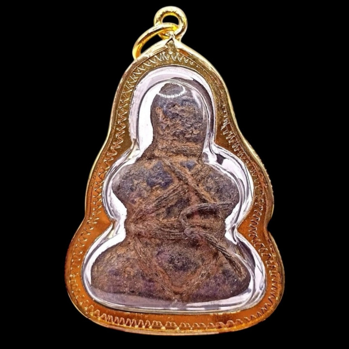 Pidta Luang Pu Iam Amulet Gold Plated