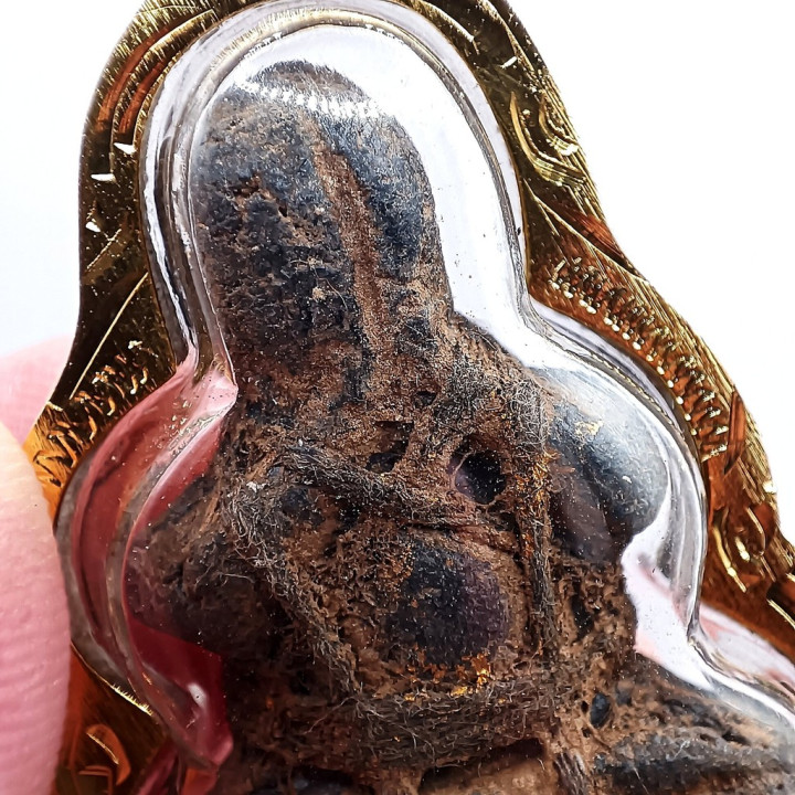 Pidta Luang Pu Iam Amulet Gold Plated