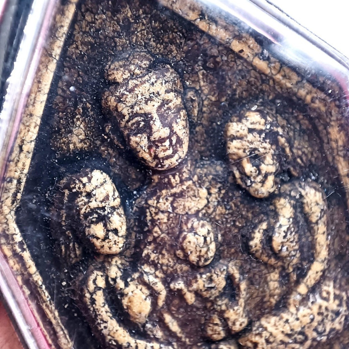Khun Paen Amulet Pendant with Kuman Thong