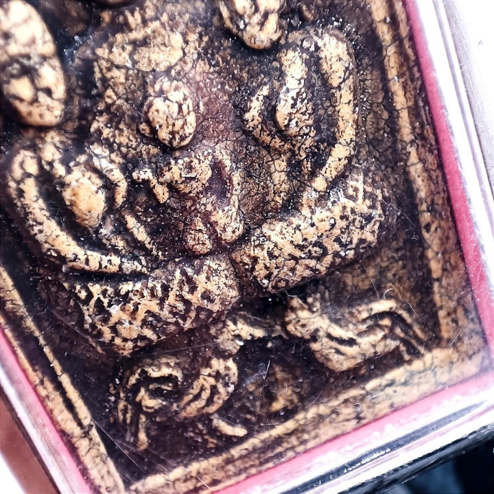 Khun Paen Amulet Pendant with Kuman Thong