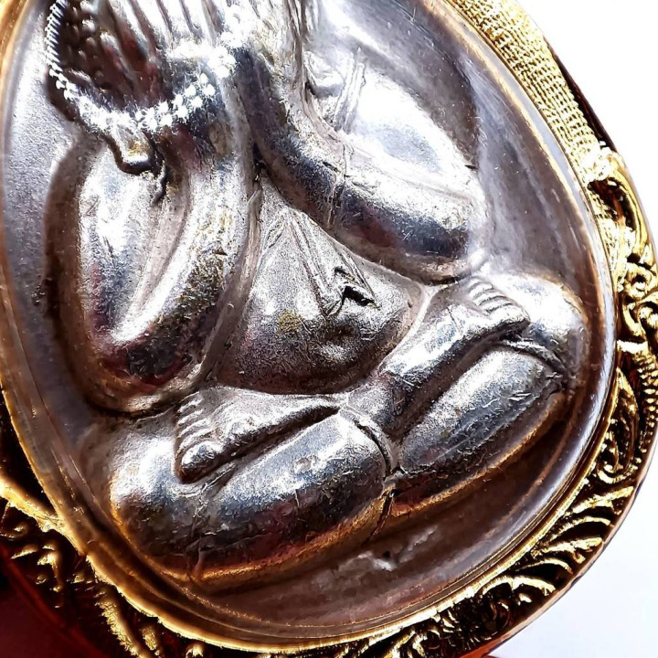 Phra Pidta Jumbo 2 Buddha Amulet Gold Plated