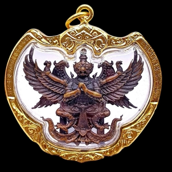 Phaya Krut Garuda Amulet Luang Por Sawat