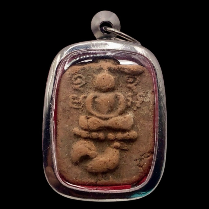 Luang Por Parn Chicken Tail Buddha Amulet