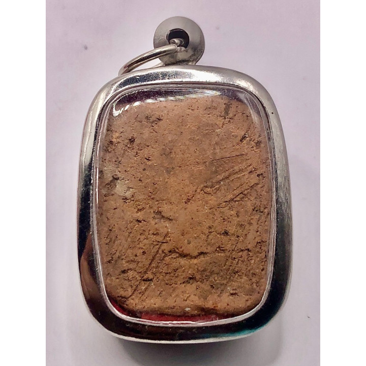 Luang Por Parn Chicken Tail Buddha Amulet