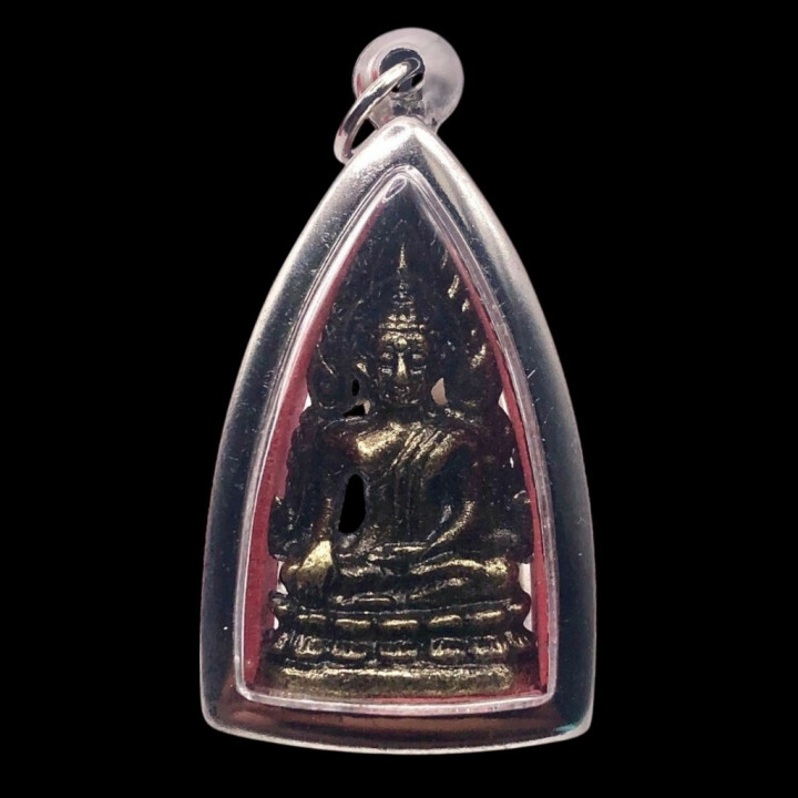Phra Phuttha Chinnarat Buddha Amulet