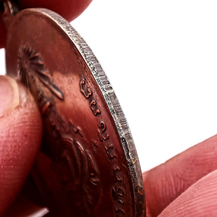 Achan Nam Wat Don Sala Alpaca Amulet Coin