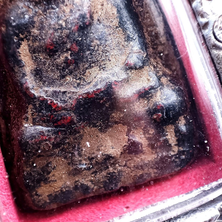 Luang Pu Thuat Wat Chang Hai 2497 Herb Amulet