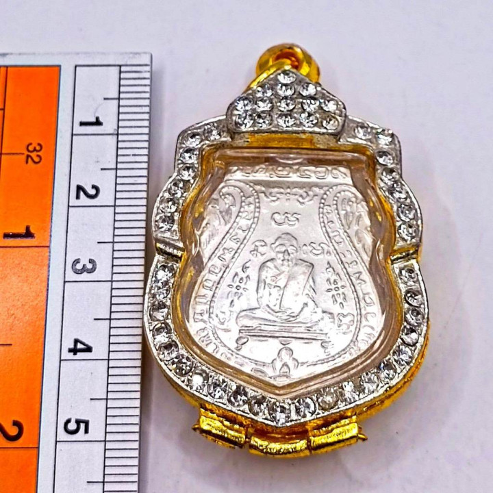 Luang Por Klan Wat Prayat 2469 Alpaca Amulet