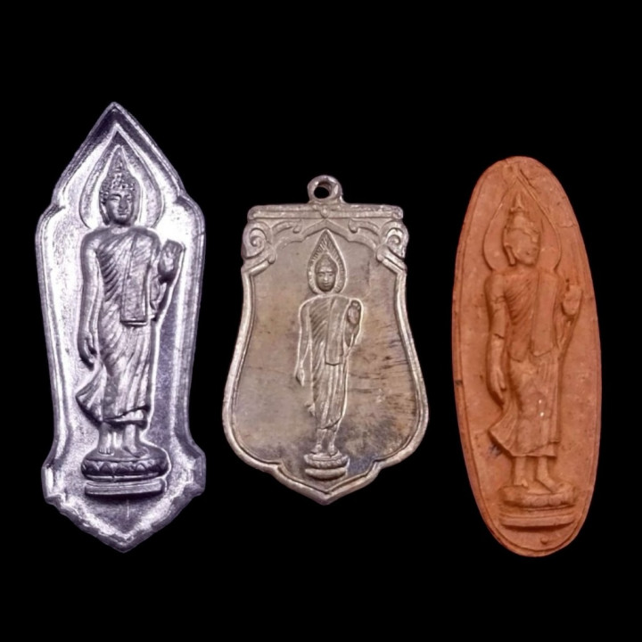 Thai Buddha Amulet Set 25 Sattawat Clay Chinnarat